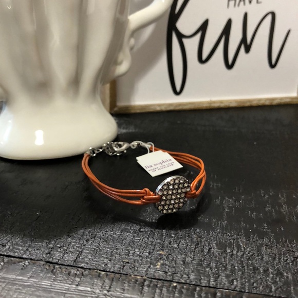 NWT Lia Sophia βSpotlightβ Bracelet! Beautiful!!